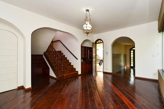 Casa à venda com 5 quartos, 336m² em Santa Ines, Belo Horizonte