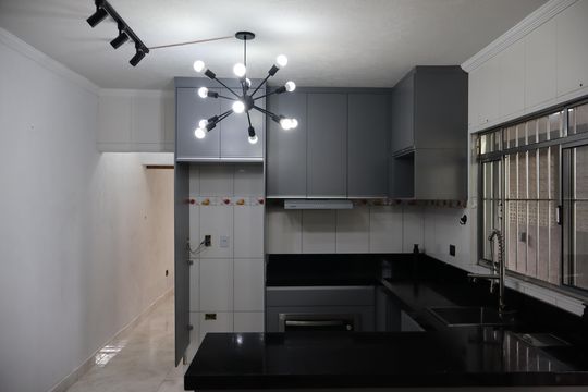 Cozinha  de casa à venda com 1 quarto, 146m² em Jardim Santa Cecilia, Guarulhos