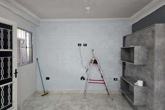 Sala  de casa à venda com 1 quarto, 146m² em Jardim Santa Cecilia, Guarulhos