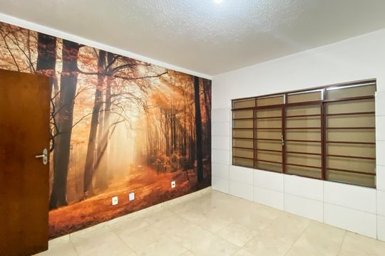 Quarto de casa para alugar com 1 quarto, 60m² em Jardim Keralux, São Paulo