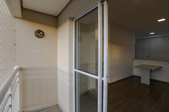 Sacada de apartamento para alugar com 2 quartos, 67m² em Cezar de Souza, Mogi das Cruzes