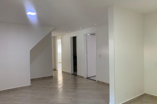 Apartamento para alugar com 2 quartos, 120m² em Taquara, Rio de Janeiro