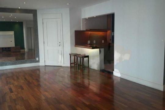 Apartamento à venda com 2 quartos, 97m² em Vila Olímpia, São Paulo