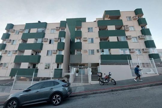 Apartamento para alugar com 2 quartos, 61m² em Jardim Atlântico, Florianópolis