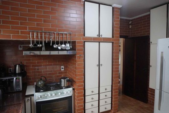 Cozinha de casa à venda com 2 quartos, 327m² em Jardim Rancho Alegre, Barueri