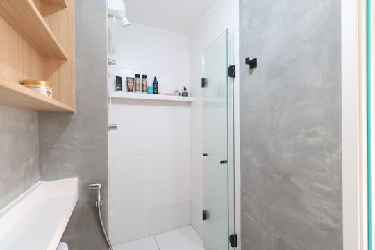 Banheiro de apartamento à venda com 1 quarto, 29m² em Bom Retiro, São Paulo