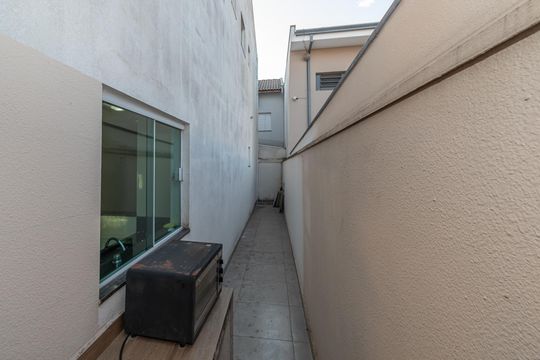 Quintal  de casa à venda com 3 quartos, 120m² em Vila Santana, Sumaré
