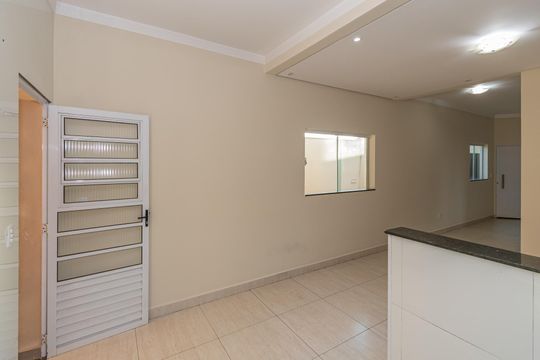 Cozinha  de casa à venda com 3 quartos, 120m² em Vila Santana, Sumaré