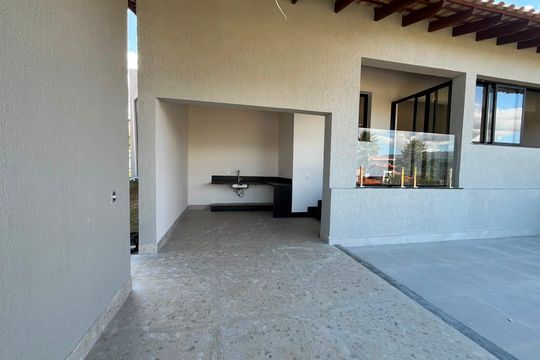 Área de serviço de casa de condomínio à venda com 3 quartos, 230m² em Casa Branca, Brumadinho