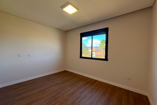 Quarto 2 de casa de condomínio à venda com 3 quartos, 230m² em Casa Branca, Brumadinho