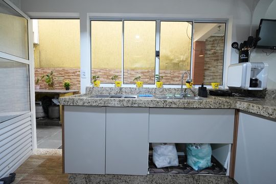 Cozinha de casa à venda com 3 quartos, 212m² em Vila Camilópolis, Santo André
