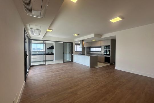 Apartamento para alugar com 4 quartos, 245m² em Alphaville Conde Ii, Barueri