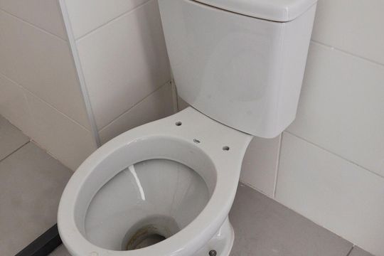 Detalhe - Banheiro Social de apartamento para alugar com 2 quartos, 40m² em Brasilândia, São Paulo