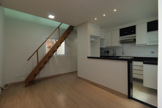 Sala de apartamento à venda com 2 quartos, 108m² em Vila Guaraciaba, Santo André