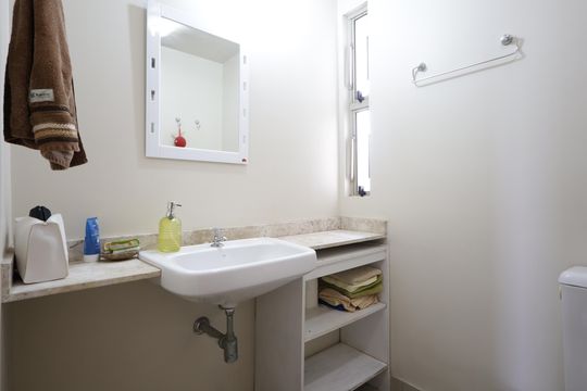 Banheiro de apartamento à venda com 3 quartos, 65m² em Vila Morumbi, São Paulo