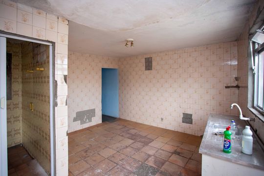 Cozinha Casa 1 de casa à venda com 6 quartos, 120m² em Campanário, Diadema