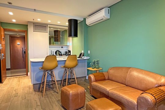 Sala de apartamento para alugar com 1 quarto, 43m² em Boqueirão, Santos
