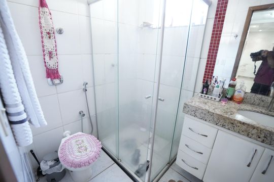 Casa à venda com 3 quartos, 280m² em Setor Faicalville, Goiânia