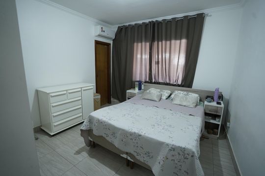 Casa à venda com 3 quartos, 280m² em Setor Faicalville, Goiânia