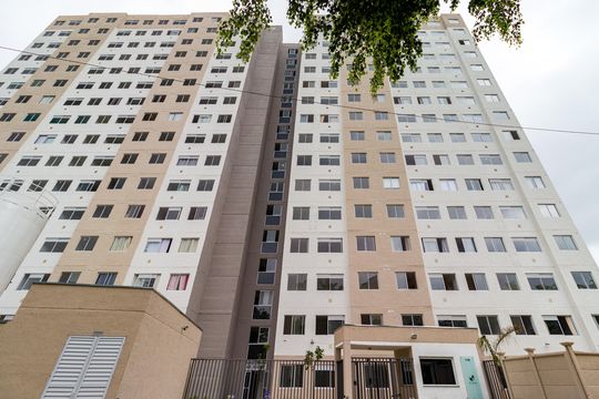 Fachada de apartamento para alugar com 2 quartos, 35m² em Vila Suzana, São Paulo