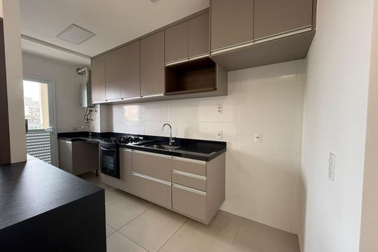Cozinha de apartamento para alugar com 2 quartos, 70m² em Jardim Brasil, Campinas