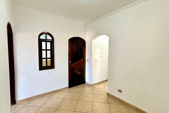 Casa para alugar com 2 quartos, 75m² em Parque Jandaia, Guarulhos