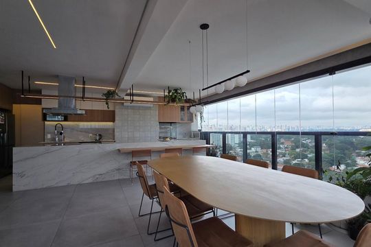 Apartamento à venda com 3 quartos, 142m² em Pinheiros, São Paulo
