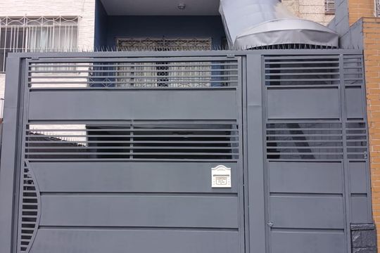Fachada de casa à venda com 3 quartos, 140m² em Jardim Sao Paulo(Zona Norte), São Paulo