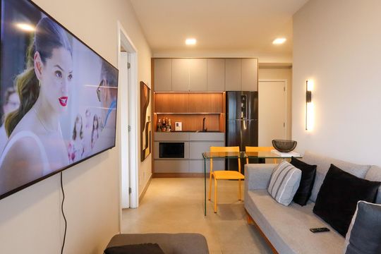 Sala  de apartamento à venda com 2 quartos, 47m² em Santo Amaro, São Paulo