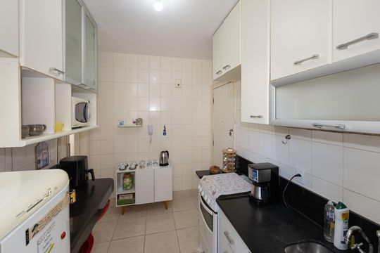 Cozinha de apartamento para alugar com 3 quartos, 142m² em Santa Lúcia, Belo Horizonte
