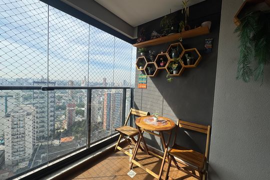 Varanda gourmet de apartamento à venda com 2 quartos, 64m² em Centro, Osasco