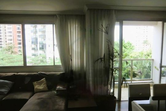Apartamento à venda com 3 quartos, 127m² em Vila Suzana, São Paulo