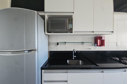 Cozinha de apartamento para alugar com 2 quartos, 72m² em Vila Laura, Salvador