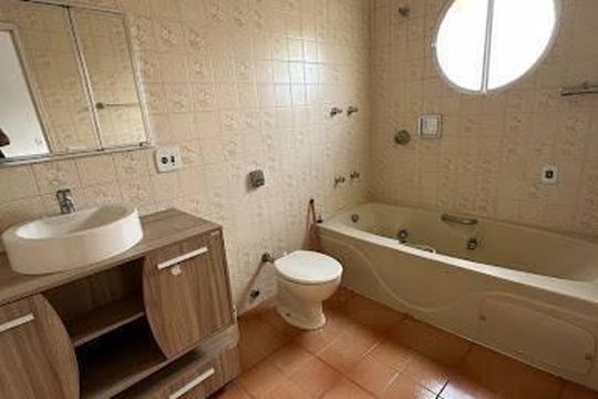 Casa à venda com 3 quartos, 207m² em Vila Rosalia, Guarulhos