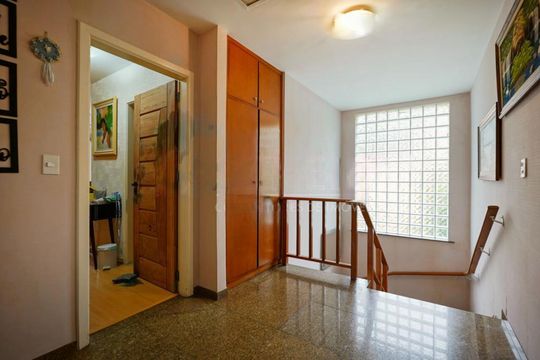 Casa à venda com 5 quartos, 580m² em Santo Amaro, São Paulo