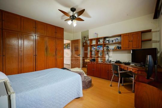 Casa à venda com 5 quartos, 580m² em Santo Amaro, São Paulo