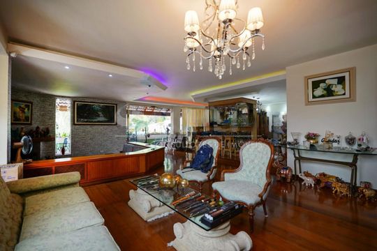 Casa à venda com 5 quartos, 580m² em Santo Amaro, São Paulo