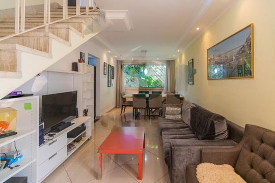 Casa à venda com 3 quartos, 114m² em Jabaquara, São Paulo