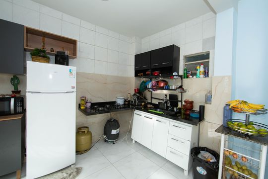 COZINHA de casa à venda com 2 quartos, 90m² em Betânia, Belo Horizonte