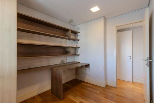 Apartamento à venda com 3 quartos, 108m² em Vila Alexandria, São Paulo
