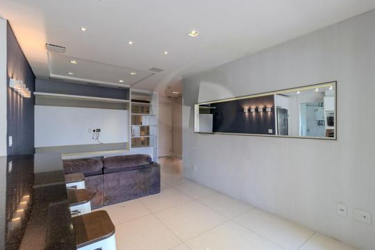 Apartamento à venda com 3 quartos, 108m² em Vila Alexandria, São Paulo