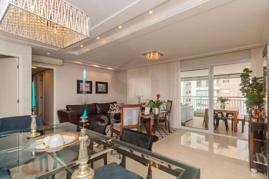 Apartamento à venda com 3 quartos, 146m² em Vila Alexandria, São Paulo
