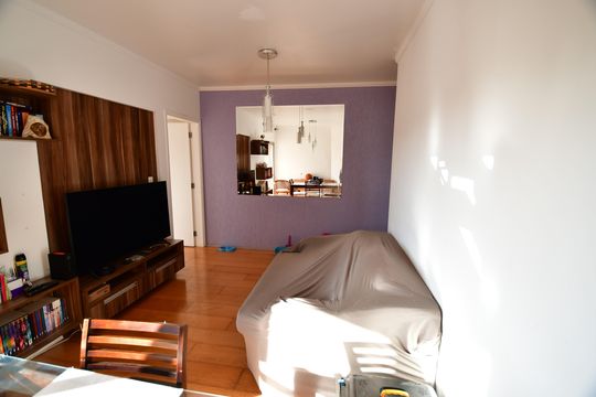 Sala de apartamento à venda com 1 quarto, 64m² em Jardim Proença, Campinas
