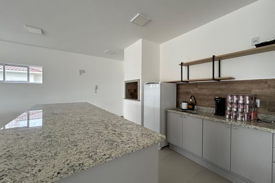 Área comum - Salão de festas de kitnet/studio para alugar com 1 quarto, 36m² em Alto Ribeirão Leste, Florianópolis