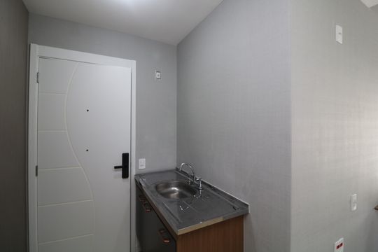 Cozinha de kitnet/studio à venda com 1 quarto, 31m² em Jardim Independência (são Paulo), São Paulo