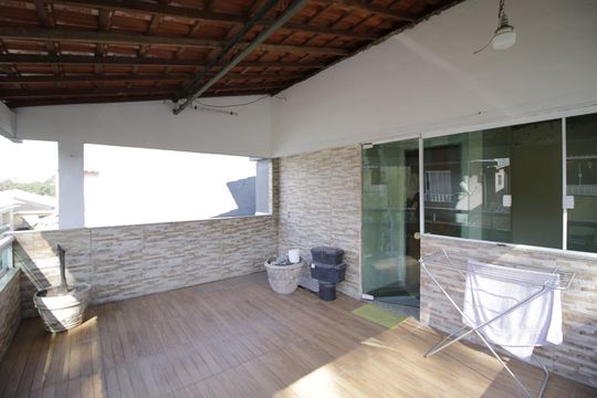 Terraço de casa à venda com 3 quartos, 270m² em Jacarepaguá, Rio de Janeiro