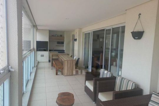 Apartamento à venda com 3 quartos, 138m² em Santo Amaro, São Paulo