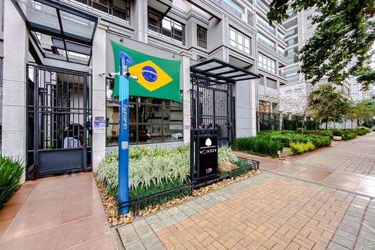 Fachada com Plaquinha de apartamento à venda com 2 quartos, 82m² em Brás, São Paulo