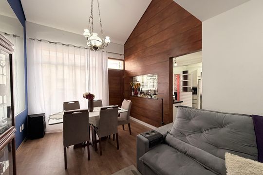 Sala de casa de condomínio à venda com 3 quartos, 111m² em Jardim Colonial, Jundiaí