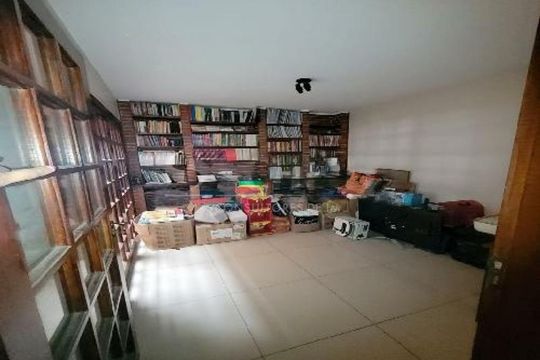 Casa à venda com 3 quartos, 180m² em Balneário São Francisco, Diadema